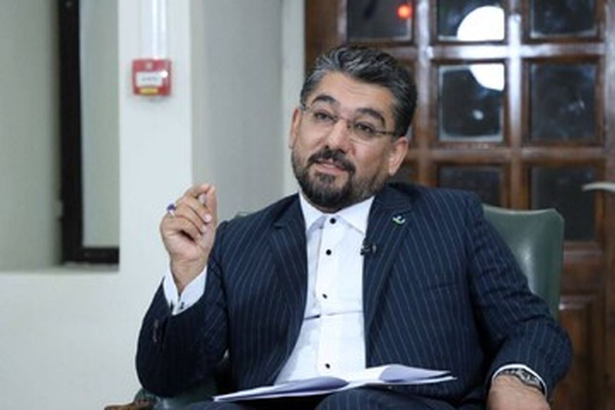 چهره نزدیک به جلیلی: تحریمهای مکانیسم ماشه ما را نگران نمیکند