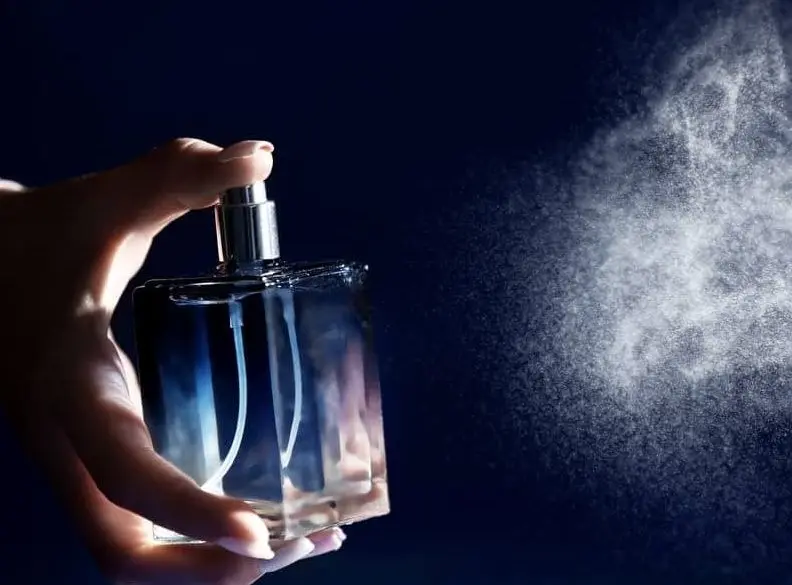 خرید انواع عطر زنانه و مردانه با بهترین قیمت از عطر مرادی