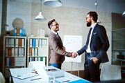 چگونه به یک همکار محبوب و کارمند ایده‌آل تبدیل شویم؟