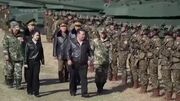 لبخند کیم جونگ اون از تانک‌سواری دخترش!