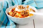 ۲۰ روش جذاب برای تبدیل ماست به یک غذای کامل