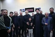 عکسی متفاوت از پزشکیان در کنار سیدیاسر خمینی