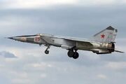 چگونه MiG-25 به یکی از سریع‌ترین جنگنده‌های تاریخ تبدیل شد؟