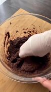 این کیک خوشمزه را فوری و بدون فر درست کنید
