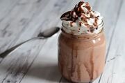 طرز تهیه شکلات گلاسه کافی‌شاپی لذیذ و خوشمزه