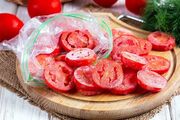 فوت‌وفن نگهداری گوجه فرنگی در فریزر تا یک سال