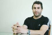 حمله پیشکسوت استقلال به کنعانی: اینقدر برای محبوب شدن بین تینیجرها تلاش نکن!