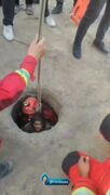 لحظه نجات معجزه آسای کودک خردسال از چاه ۱۵ متری!