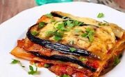 اگر گوشت چرخ‌کرده دارید، موساکا بادمجان درست کنید