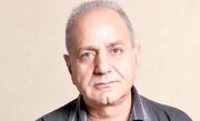 پرویز پرستویی در 32سالگی و در نمایی از فیلم شکار