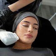 بهترین مرکز هایفو صورت و گردن در تهران؛ معرفی ۵ کلینیک