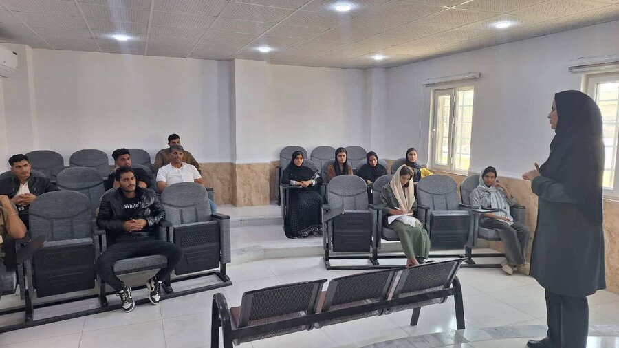 بستک | برگزاری دوره آموزش پیش از ازدواج ویژه زوج‌های در شرف ازدواج