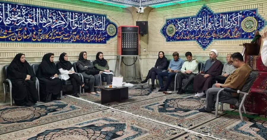 بررسی آسیبهای اجتماعی در شهرک احمدیه