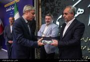 در رسانه| تجلیل از پیشکسوتان روابط‌عمومی آذربایجان شرقی