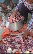 داراب|توزیع گوشت قربانی بین مددجویان در قالب پویش «بنای مهربانی» همزمان با دهه ولایت