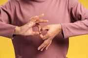 آموزش زبان اشاره به کارکنان، فرصتی برای ارائه خدمات موثرتر به جامعه هدف است