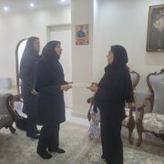 دیدار مسئولان با خانواده شهدای جنگ رمضان در سنندج