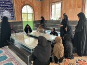 برگزاری آیین غبارروبی و عطرافشانی مزار شهدا در شهرستان فاریاب