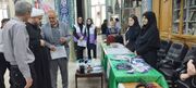 شهریار | برپایی میز خدمت بهزیستی در حاشیه نماز جمعه بخش جوقین همزمان با هفته بهزیستی