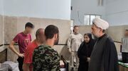 بازدید نماینده ولی‌فقیه در استان قزوین از مجتمع ۷۲ تن به مناسبت هفته بهزیستی