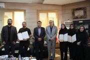 تقدیر از قهرمانان ورزشی جامعه هدف بهزیستی در نشست مدیرکل بهزیستی فارس با فرماندار استهبان