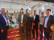 خرم بید|بازدید مسئولین شهرستانی از غرفه صنایع دستی و هنری توانخواهان مرکز حرفه آموزی فرشتگان