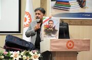 گرامی‌داشت یاد شهیدان در آیین اهدای نوشت‌افزار به دانش‌آموزان بهزیستی