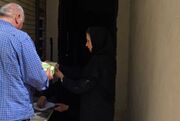 شهر قدس | اهدای بسته‌های لوازم‌التحریر اداره اوقاف به خانواده‌های دارای معلولیت