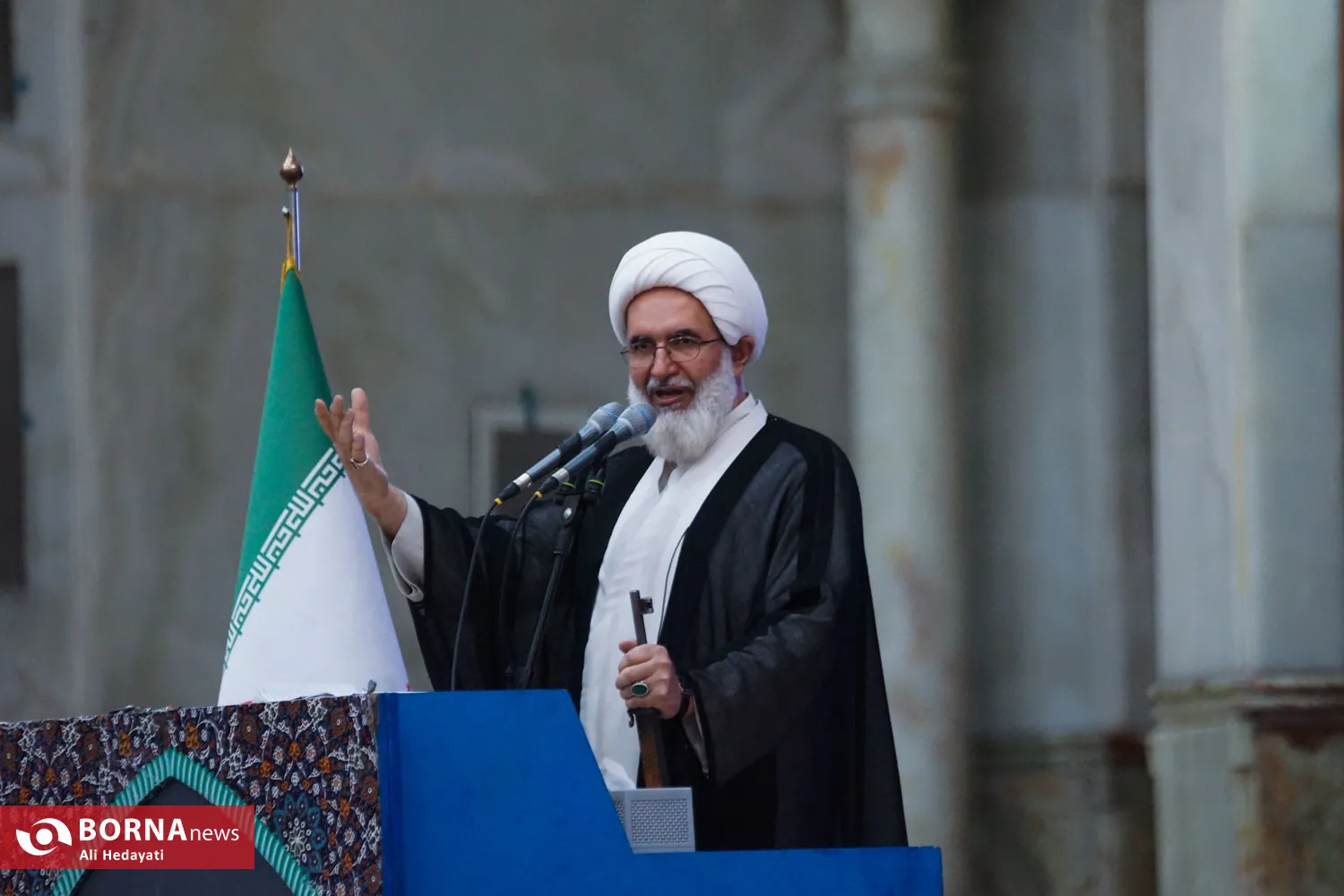 هشدار خطیب نماز جمعه تهران درباره «جنگ جهانی» علیه خانواده