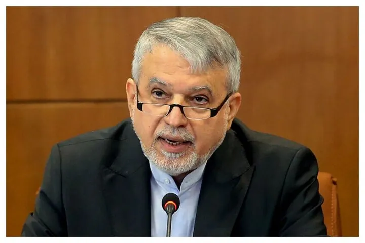 وزیر میراث فرهنگی: فارس باید کانون گردشگری بینالمللی ایران شود