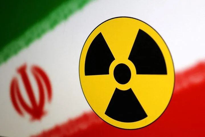 دیپلمات ارشد ایران از بررسی گزینه خروج از NPT و بازنگری در دکترین هسته‌ای خبر داد