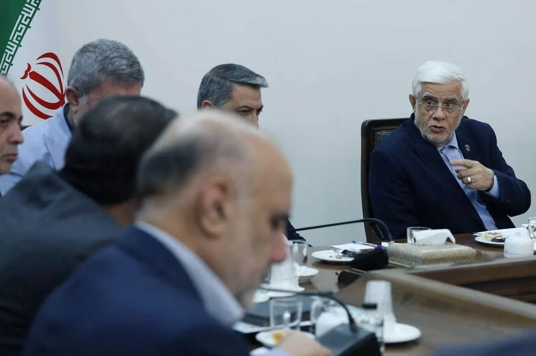 عارف: کارگروه ارز فوری برای بررسی علل نوسانات تشکیل می‌شود