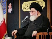 آیت‌الله علم‌الهدی: صاحبان و سرمایه های اصلی انقلاب اسلامی خانواده شهدا هستند