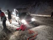 نجات در کولاک؛ امدادرسانی و توزیع بسته‌های غذایی اضطراری در محور اشنویه – ارومیه