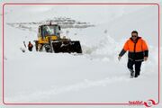 امدادرسانی راهداران در گردنه چری کوهرنگ چهارمحال و بختیاری