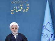 رئیس قوه قضاییه: اگر کسی دنبال به هم زدن امنیت کشور است جلویش را بگیرید