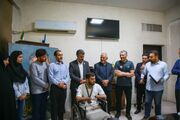 مدالی که رنگ ایثار گرفت؛ دختر بدمینتون قم افتخار خود را به قهرمان وطن تقدیم کرد