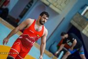 نابغه، گلادیاتور را زمین زد/ دوبنده وزن ۹۷ به حسن رسید