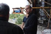 مدیرعامل منطقه آزاد انزلی از روند بازسازی مجتمع تجاری ونوس بازدید كرد