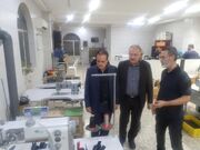 بازدید فرماندار کرج و معاون استاندار البرز از کارگاه مصنوعات چرمی دست‌ساز در شهرک استاندارد