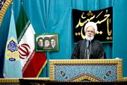 فرهنگ عاشورا پایه و اساس انقلاب اسلامی است