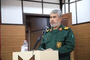 فرمانده سپاه : جنگ با دشمن هنوز به پایان نرسیده است