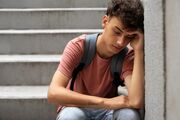 سه مشكل اصلی جوانان امروزی چیست؟