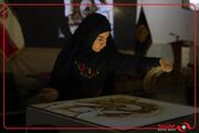 اثر جدید نقاشی با شن فاطمه عبادی از چهره شهید حاج قاسم سلیمانی