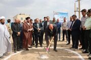 کلنگ نیروگاه تجمیعی انرژی خورشیدی ۶مگاواتی در آوج به زمین زده شد