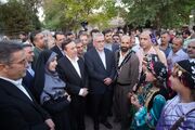 حضور صمیمانه استاندار در جمع مردم/ برگزاری ویژه‌برنامه قزوین ایران با محوریت فرهنگ روستایی و عشایری در دولت‌خانه صفوی