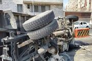 واژگونی کشنده حامل گازوئیل در محور یزد-میبد یک کشته برجا گذاشت