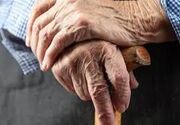 متولدین دهه ۶۰ در آستانه سالمندی/ حرکت نظام سلامت ایران به سمت مراقبت یکپارچه سالمندان