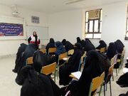 برگزاری دوره مخاطرات هلال احمر ویژه زنان سرپرست خانوار در روستای دَرَک