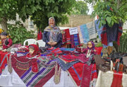 نمایشگاه صنایع‌دستی در خانه صنایع‌دستی البسه محلی گنبدکاووس برپا شد